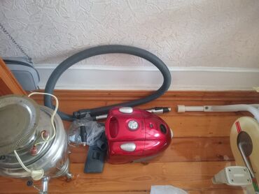 Samovarlar: Satılır: Məişət və geyim əşyaları paketi 1) Elektrik samovarı - — 16