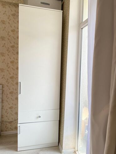 Dolablar: İşlənmiş, Açılan, 2 qapılı Düz dolab, Qarderob, paltar dolabı