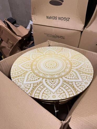 Masalar: Jurnal masası, Açılmayan, Şüşə, Yumru masa — 5