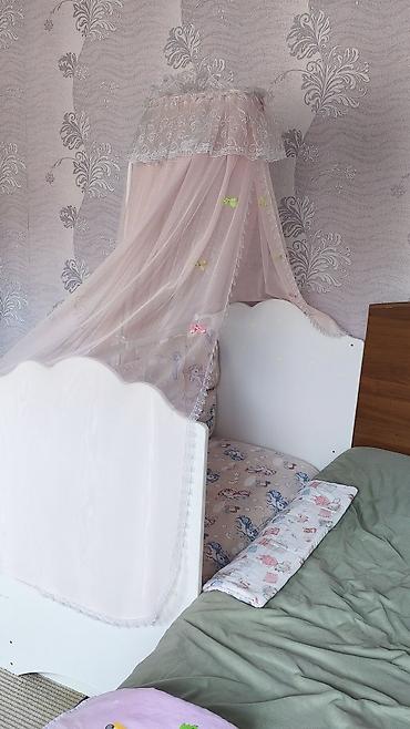 деткий кровать: Продаётся детская кроватка для ребёнка с рождения до 3–4 лет. В — 4