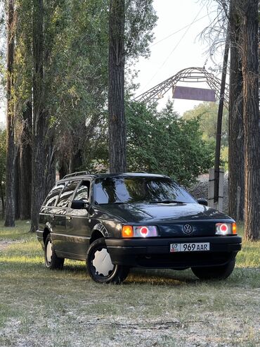 Продажа авто: Volkswagen Passat: 1990 г., 1.8 л, Механика, Бензин, Универсал