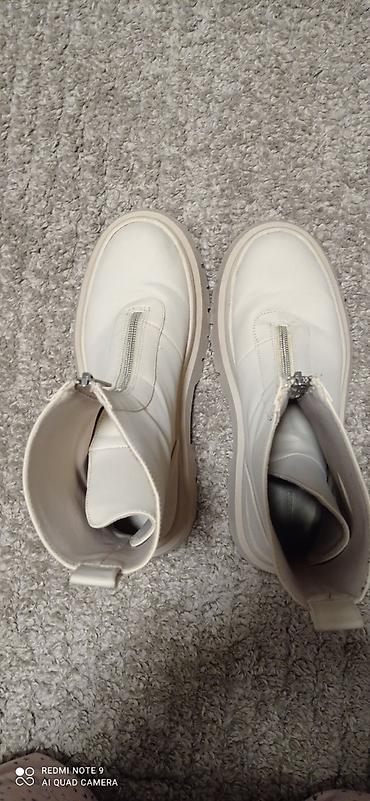 Gležnjače: Ženske čizme sa debljim đonom – krem/bela boja - Model: gležnjače sa — 7