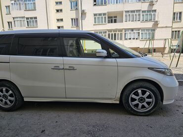 Honda: Honda Elysion: 2004 г., Автомат, Бензин, Минивэн — 25