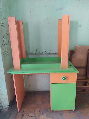 Uşaq masaları: Uşaq üçün yazı və kompüter masası - Yaşıl–narıncı - Laminat material — 1