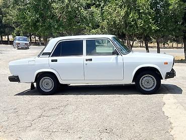 niva on şuşə: VAZ (LADA) 2107: 1.6 l | 2005 il 23123 km Sedan — 8