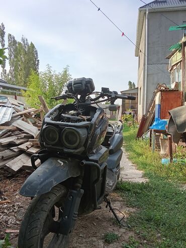 электро мотороллер с кузовом: Скутер Tank, 150 куб. см, Бензин, Колдонулган