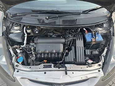 fit 2012: Honda Fit: 2003 г., 1.3 л, Вариатор, Бензин, Хэтчбэк — 10