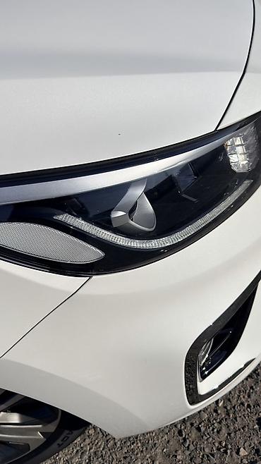 авто 7 мест: Продаётся 7‑местный кроссовер/минивэн с просторным салоном и бежевой — 4