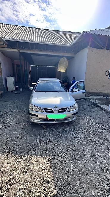 xpeng g3: Nissan Almera: 2001 г., 1.5 л, Механика, Бензин, Хэтчбэк — 1