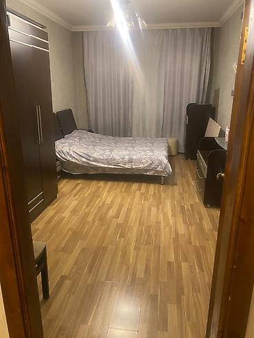 ev ilanı: Salam oglan otaq yoldasi axtarlir ev memar ecemide yerlesir metroya — 5