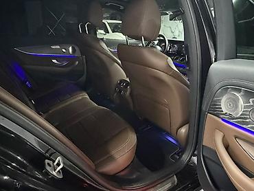 300 000: Mercedes-Benz E-Class: 2023 г., 2 л, Автомат, Бензин, Седан — 2