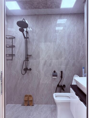 Uzunmüddətli kirayə mənzillər: Menzil xirdalanda affa parkda 18 mertebeli yeni binanin 14 — 12