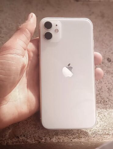 бу магнитолы в машину: IPhone 11, 128 ГБ, Белый, Face ID