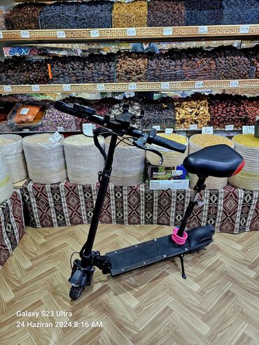 electro scooter: Salam sukuret satilir hec bir yerinde prablimi yoxdu harda istiyirsiz