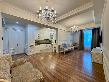 3 комнаты, 100 м², Ала-Арча ТРЦ Элитка, 6 этаж, Дизайнерский ремонт