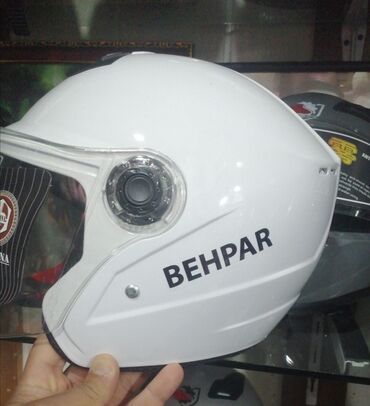 Moto dəbilqələr: Kaskalar 39an hər rəngi var Qara mat kaskalar 55azn Qara parlaq — 21