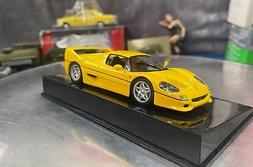 model 1: Ferrari, 1995 il, 1:43, Dəmir, Ödənişli çatdırılma — 6
