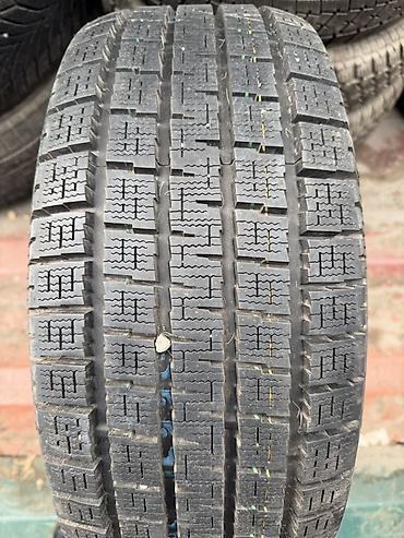 Зимняя шина Pirelli Ice Storm, бесшипованная (studless). Размер