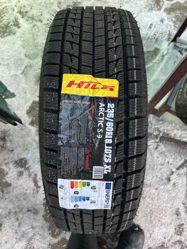 зимние шины 23560 r18: Hilo 235/60/18 
Зима липучка 
Год 2024 год