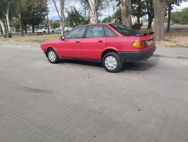 Audi: Audi 80: 1991 г., 1.8 л, Механика, Бензин, Седан