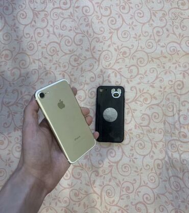 телефоны бу редми: IPhone 7, Колдонулган, 128 ГБ, Кулакчындар, Заряддоочу түзүлүш, Коргоочу айнек, 82 %