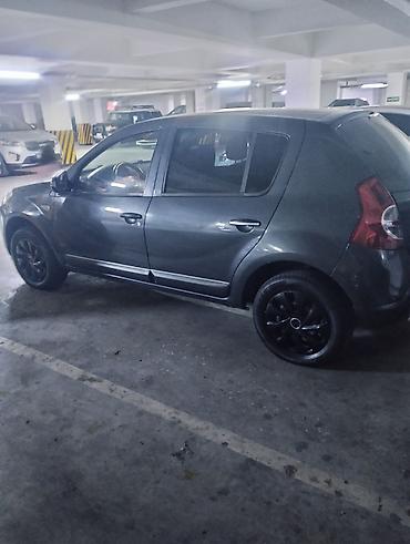 Dacia Sandero: 1.4 л | 2009 г. 225000 км Хэтчбэк — 9