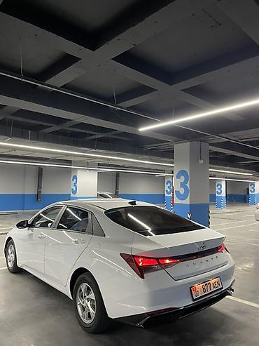 салон 211: Hyundai Elantra: 2020 г., 1.6 л, Автомат, Бензин, Седан — 6