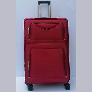 Putni koferi i torbe: Veliki putni kofer na točkiće – tekstilni, crvene boje - Prostrana — 2