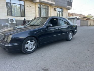 грандеур машина: Mercedes-Benz E-Class: 2000 г., 2 л, Автоматические, Газ, Седан