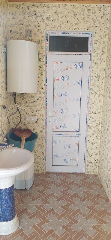 Bağ evlərinin satışı: Bakı, Nardaran qəs., 4 kv. m, 4 otaqlı, Hovuzlu, Su, İşıq, Artezian quyusu — 10