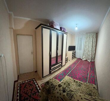 сдаю квартиру в частном доме: 3 бөлмө, 58 кв. м, Жеке план, 4 кабат, Косметикалык ремонт