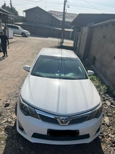 продажа авто в киргизии колеса: Toyota Camry: 2014 г., 2.5 л, Автомат, Бензин, Седан