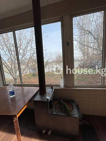 Продажа коттеджей и домов: Продаётся уютный дом в юго‑западной части Бишкека. Описание — 13