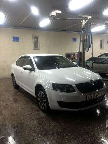 Skoda: Skoda Octavia: 2016 г., 1.6 л, Автомат, Бензин, Седан