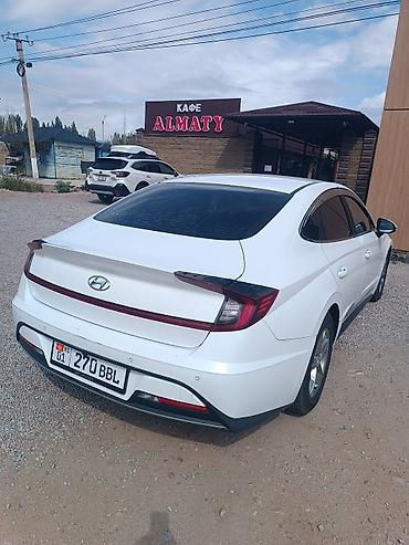 соната куплю: Hyundai Sonata: 2022 г., Автомат, Бензин, Седан — 4
