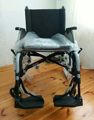коляска инвалидная: Unvan razin bakixanov Elil arabasi ağir ceki ucun 130 kg ceki goturur