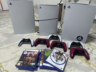 домашний сабвуфер: Игровые консоли PlayStation с аксессуарами и дисками. Состав набора