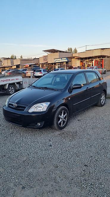 e120: Toyota Corolla: 2005 г., 1.6 л, Механика, Бензин, Хэтчбэк — 2