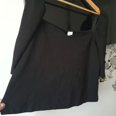Рубашки и блузы: 4XL (EU 48), цвет - Черный
