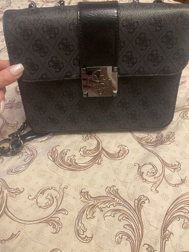 Çantalar: Çiyin çantası, Guess, Yeni -da lalafo.az — 7 Çantalar: Çiyin çantası, Guess, Yeni — 7