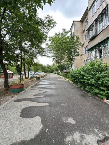 срочно продается квартира: 3 бөлмө, 58 кв. м, 104-серия, 2 кабат, Евроремонт