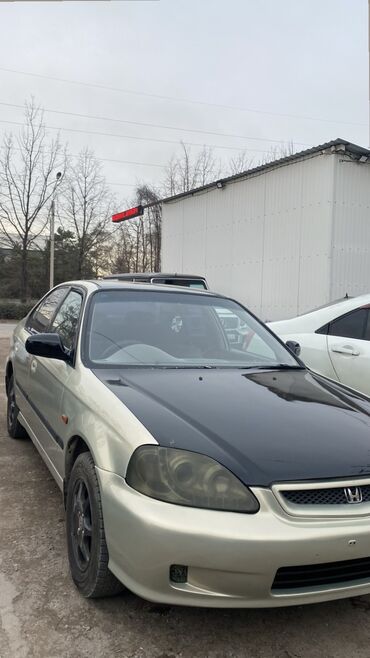 Honda: Honda Civic: 2000 г., 1.5 л, Автомат, Бензин, Седан