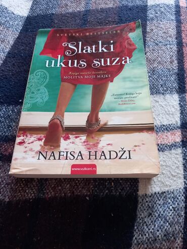 Sport i hobi: Na prodaju knjiga Nafisa Hadzi - Slatki ukus suza.Cena 400 dinara