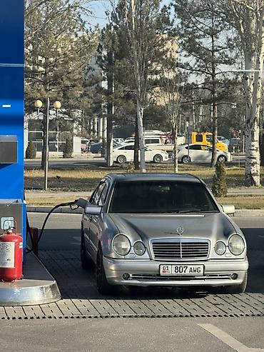 Mercedes-Benz: Mercedes-Benz E-Class: 1997 г., 4.2 л, Автомат, Газ, Седан — 9