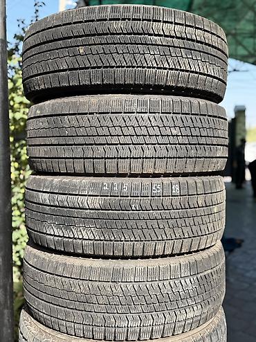 225/55/18 4 шт комплект в идеальном состоянии фирма Bridgestone год