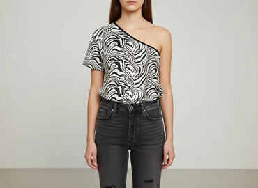 måneskin t shirty: Women`s T-shirt, size L