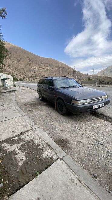 машина витс: Mazda 626: 1991 г., 2 л, Механика, Бензин, Универсал