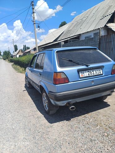 полка гольф 3: Volkswagen Golf: 1988 г., 1.6 л, Механика, Бензин, Хетчбек