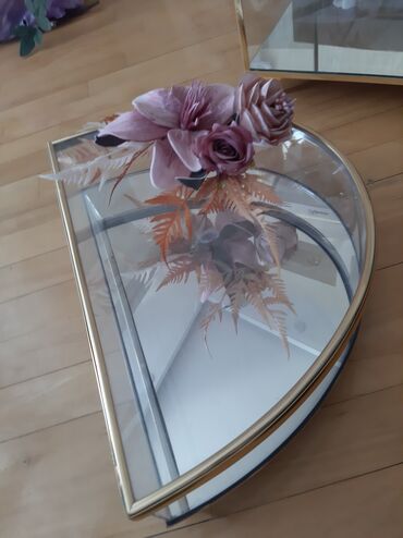 Xonça: Tezdir iślenmeyiib 
26eded 
hamisi birlikdə 1000 AZN — 5