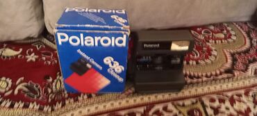 Polaroid 636 Closeup ani kamera, yaxın çəkilişlər üçün quraşdırılmış